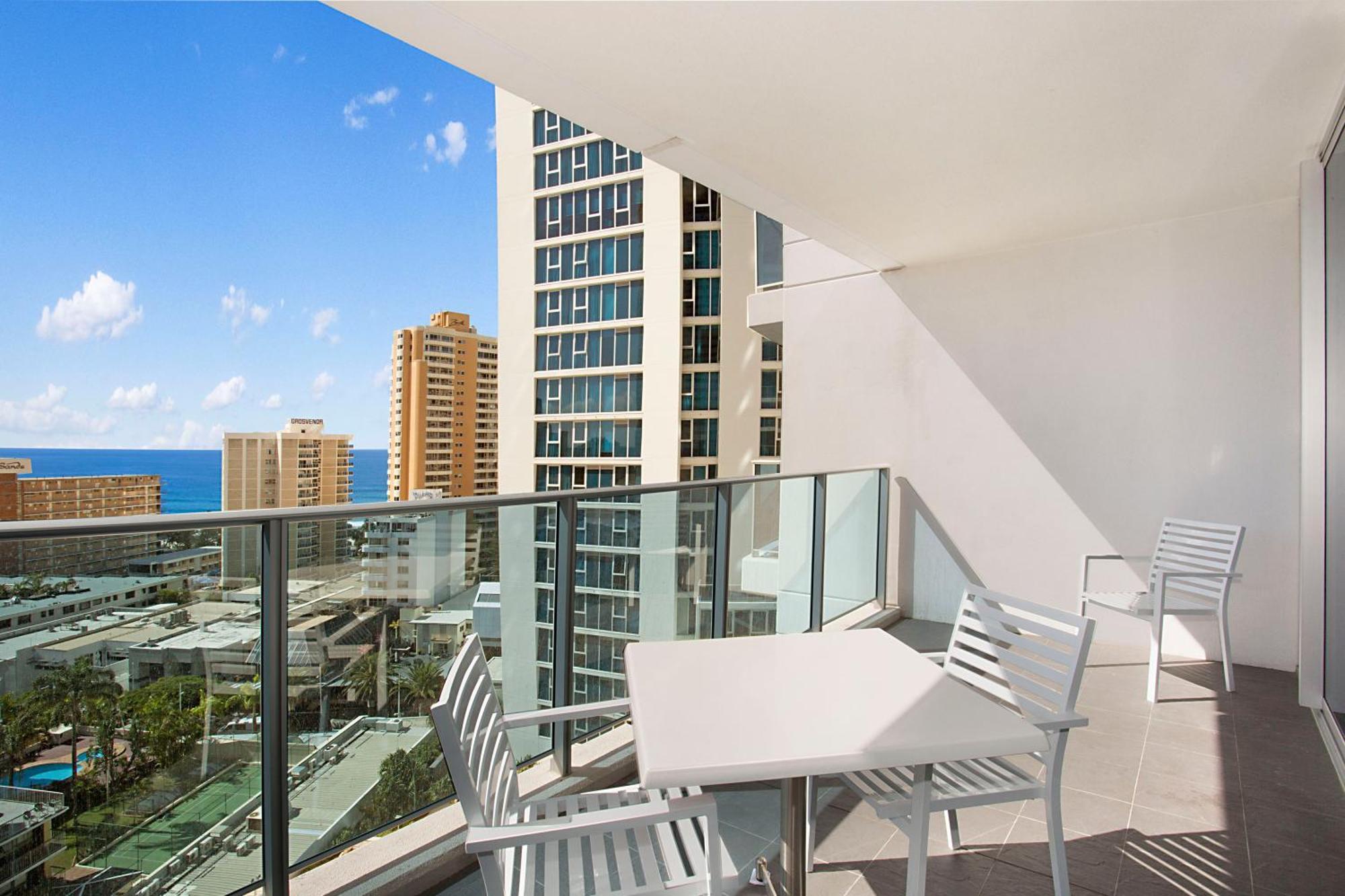 Number 1 H Residences - Wifi, Parking & More By Gold Coast Holidays Екстериор снимка