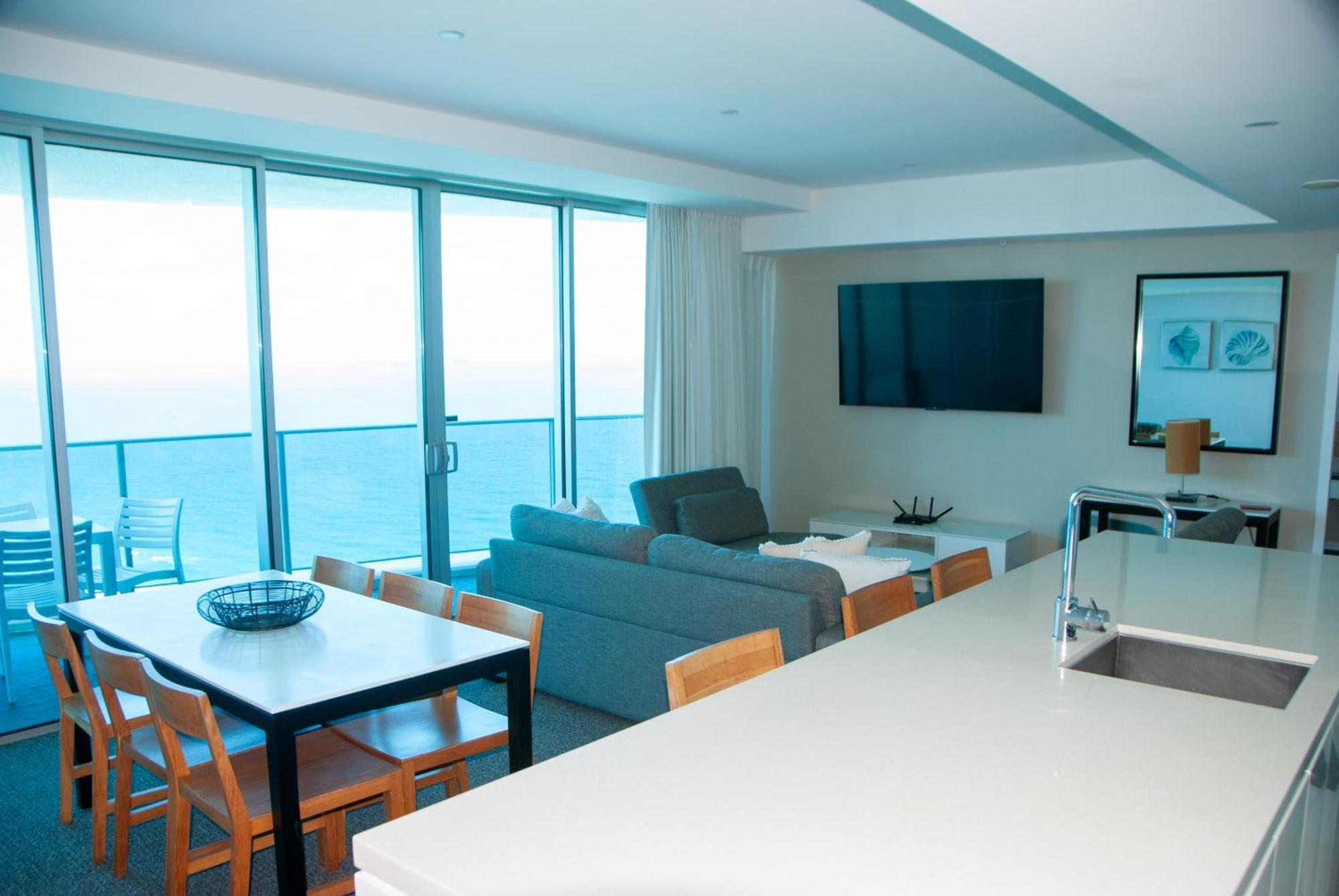 Number 1 H Residences - Wifi, Parking & More By Gold Coast Holidays Екстериор снимка