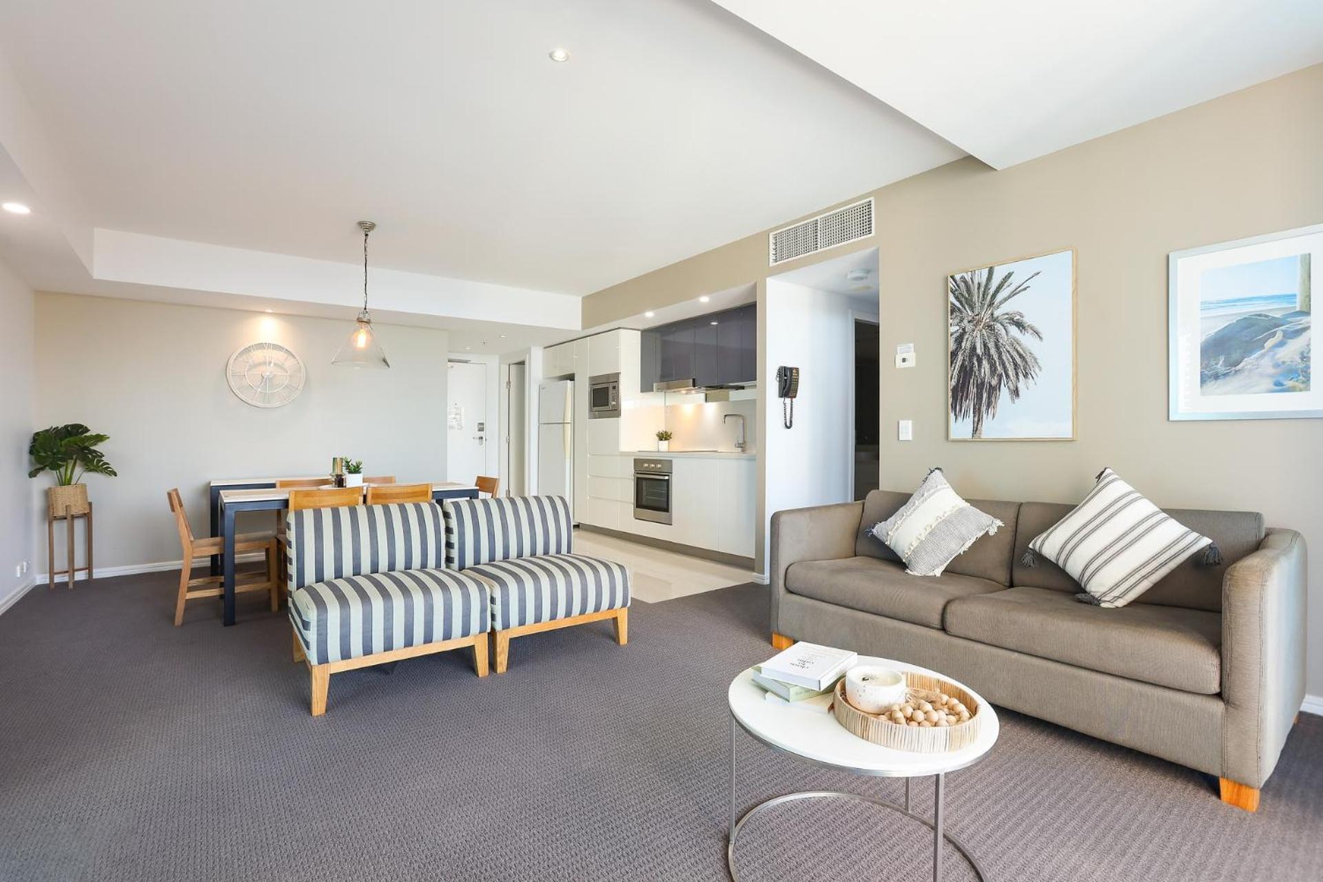 Number 1 H Residences - Wifi, Parking & More By Gold Coast Holidays Екстериор снимка