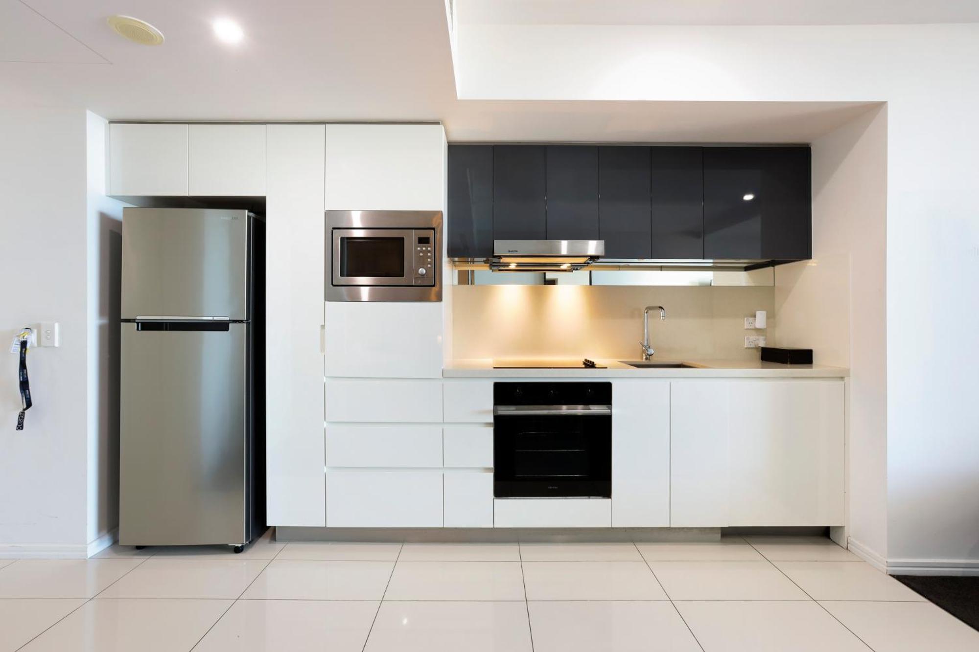 Number 1 H Residences - Wifi, Parking & More By Gold Coast Holidays Екстериор снимка