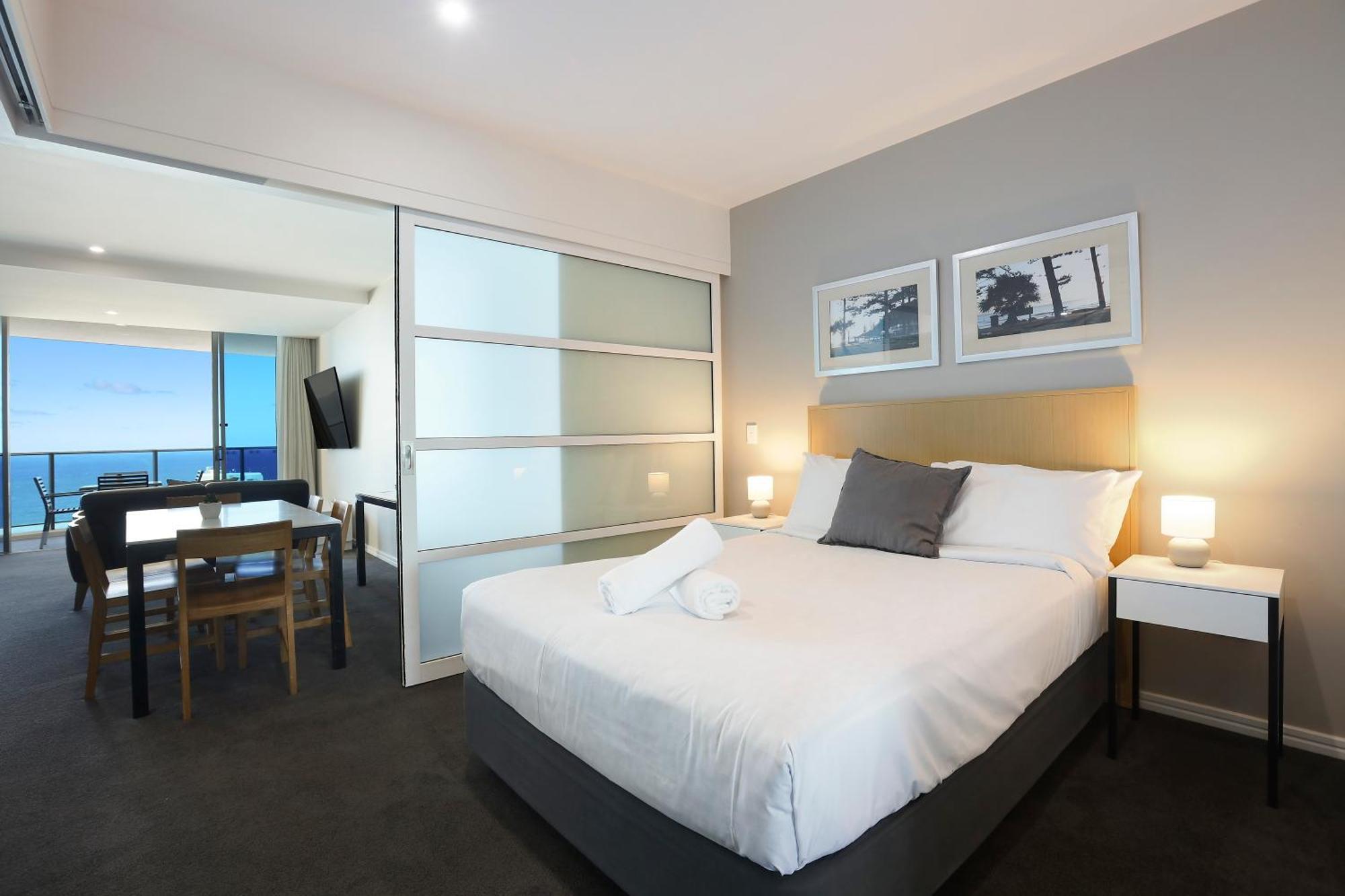 Number 1 H Residences - Wifi, Parking & More By Gold Coast Holidays Екстериор снимка