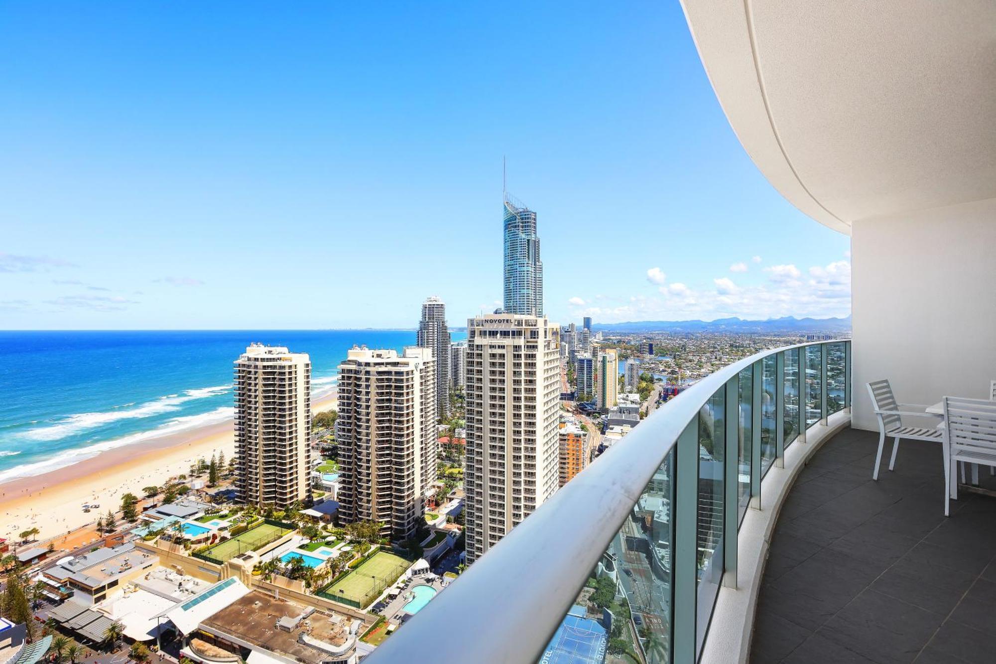 Number 1 H Residences - Wifi, Parking & More By Gold Coast Holidays Екстериор снимка